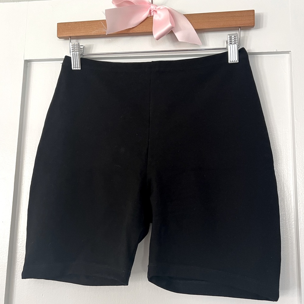 ARE YOU AM I Black Biker Shorts